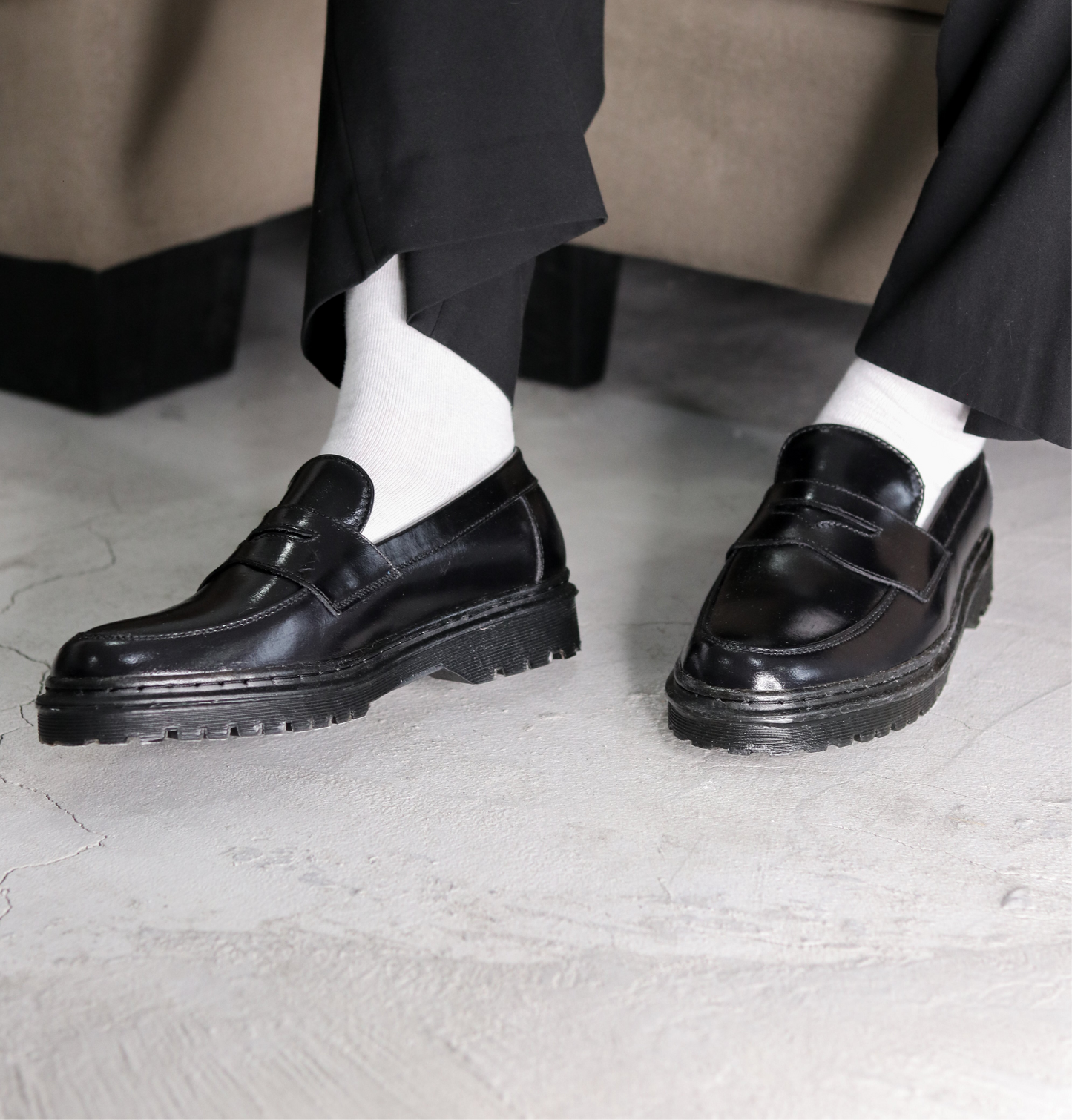 Niccolò Penny Loafers in Black