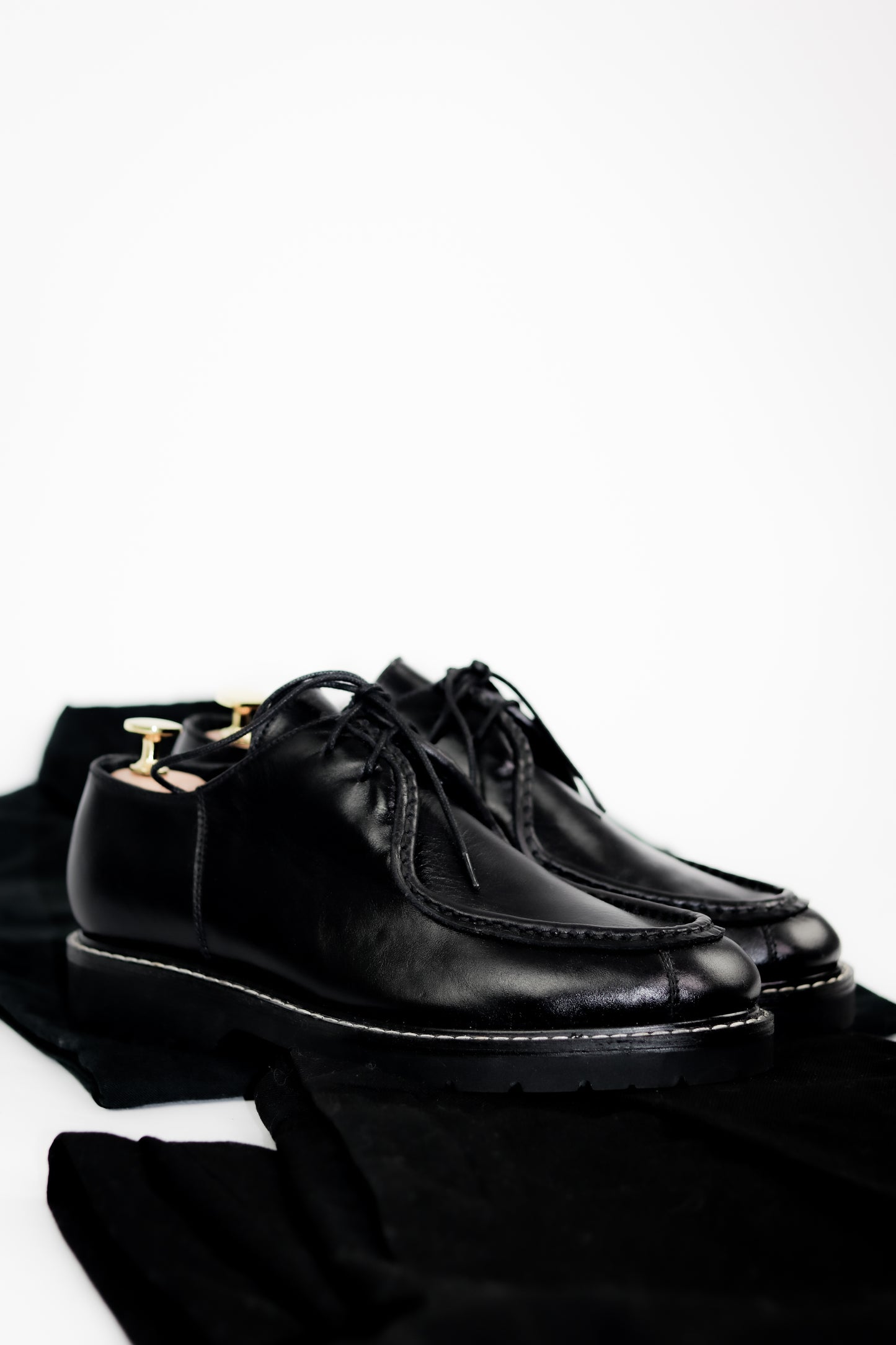 DERBY SHOES V2 in BLACK