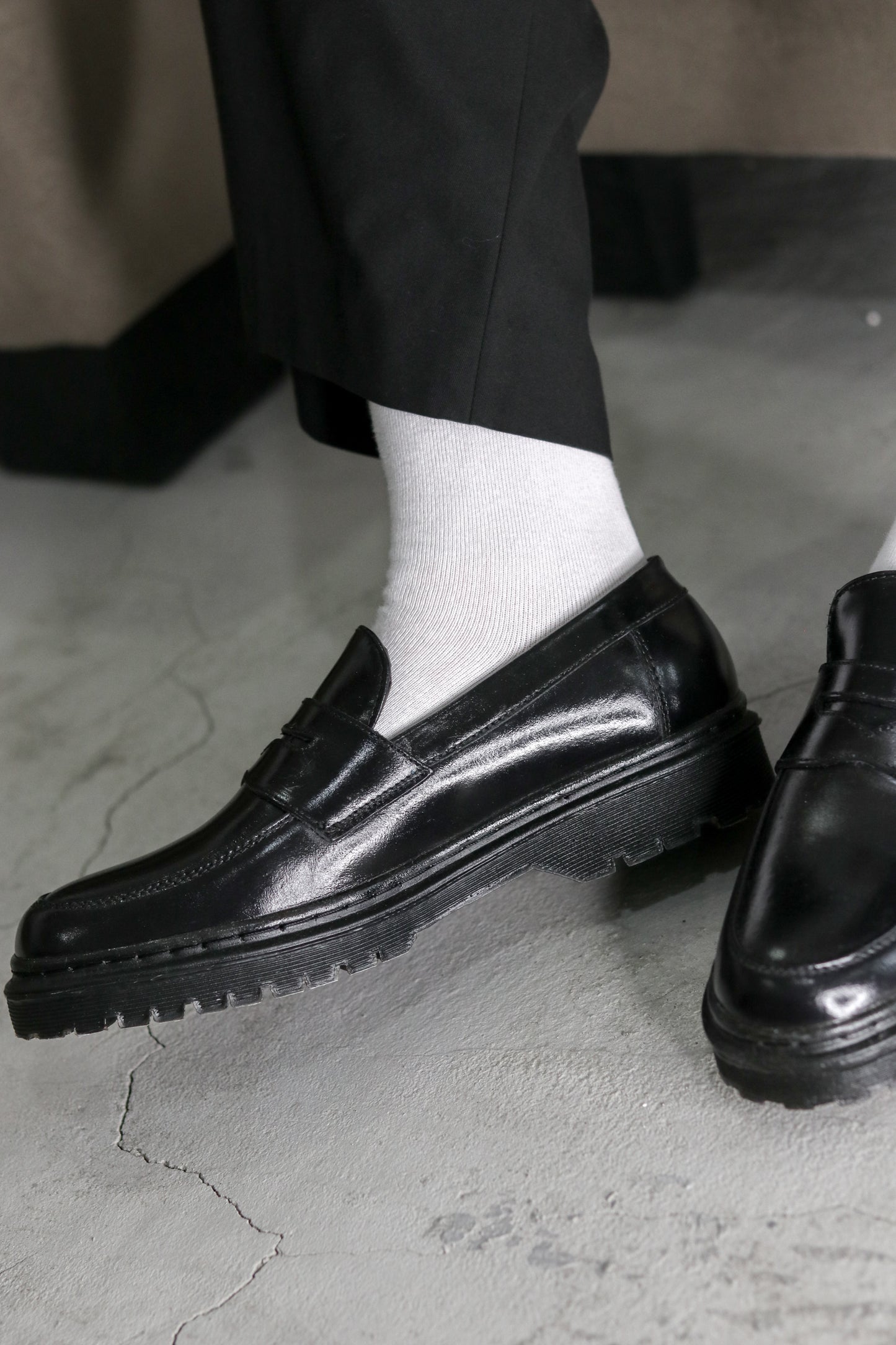 Niccolò Penny Loafers in Black