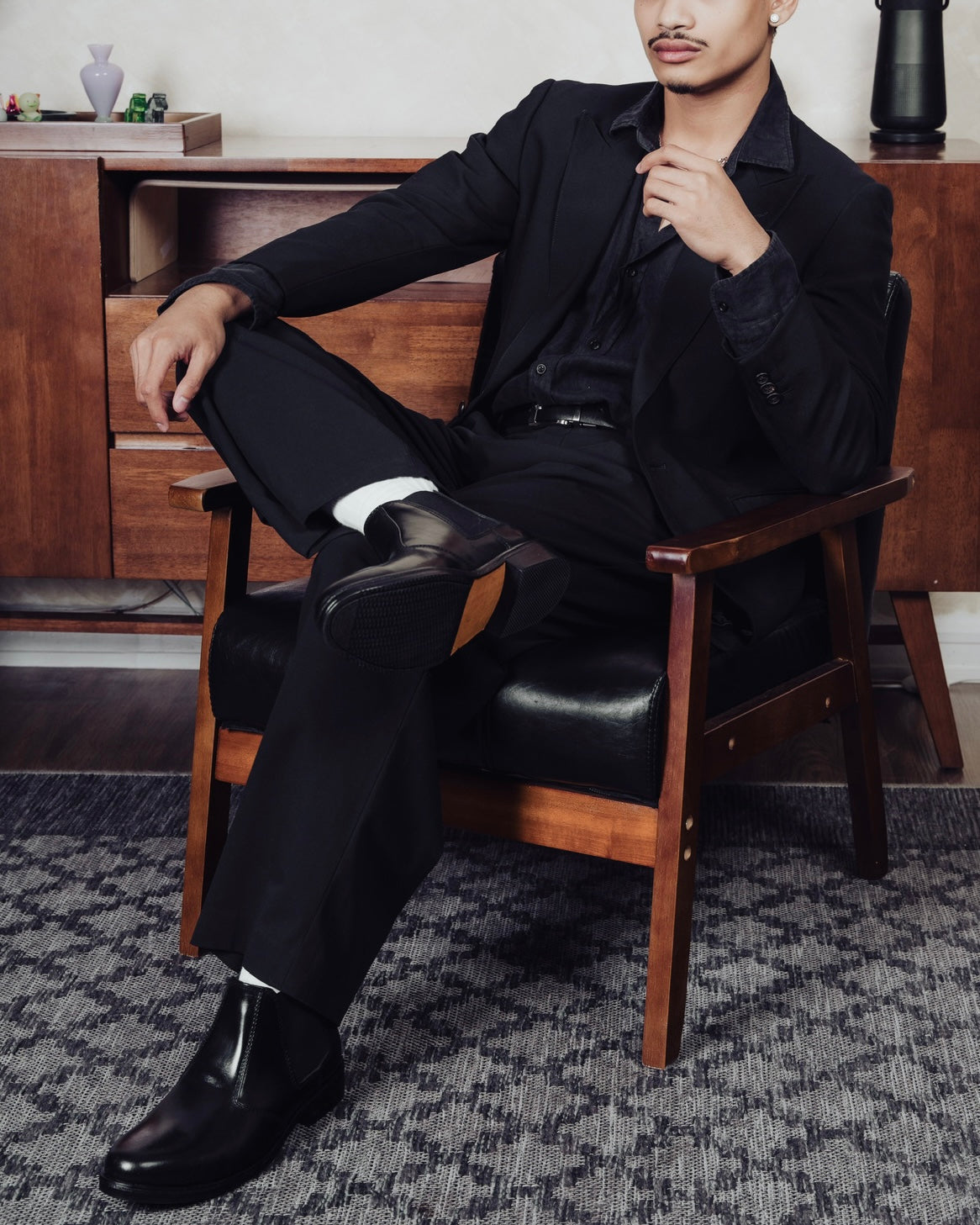 ANTOINE CHELSEA BOOTS IN BLACK