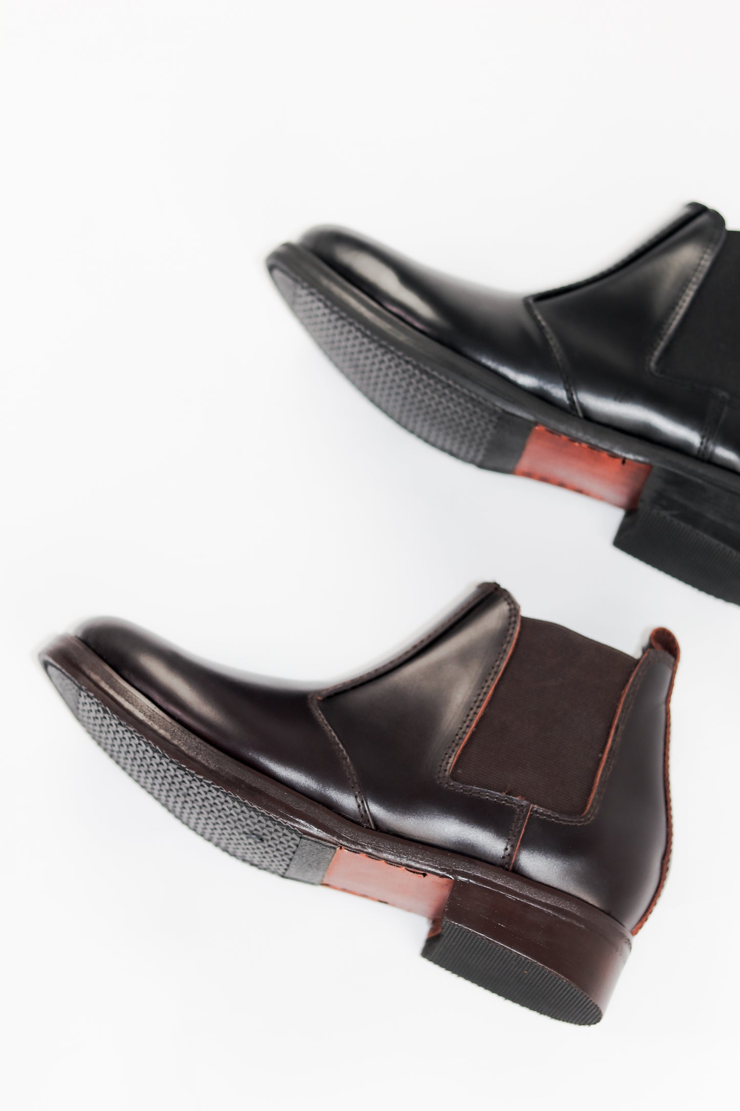 Antoine Chelsea Boots in Dark Brown