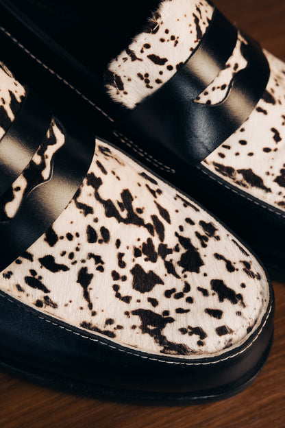 “La Vache” Noir Penny Loafers