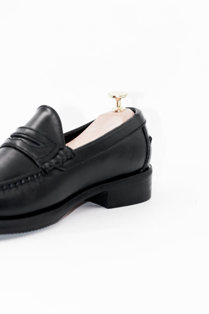 GRANDEUR “J.M.” PENNY LOAFERS in NOIR BLACK