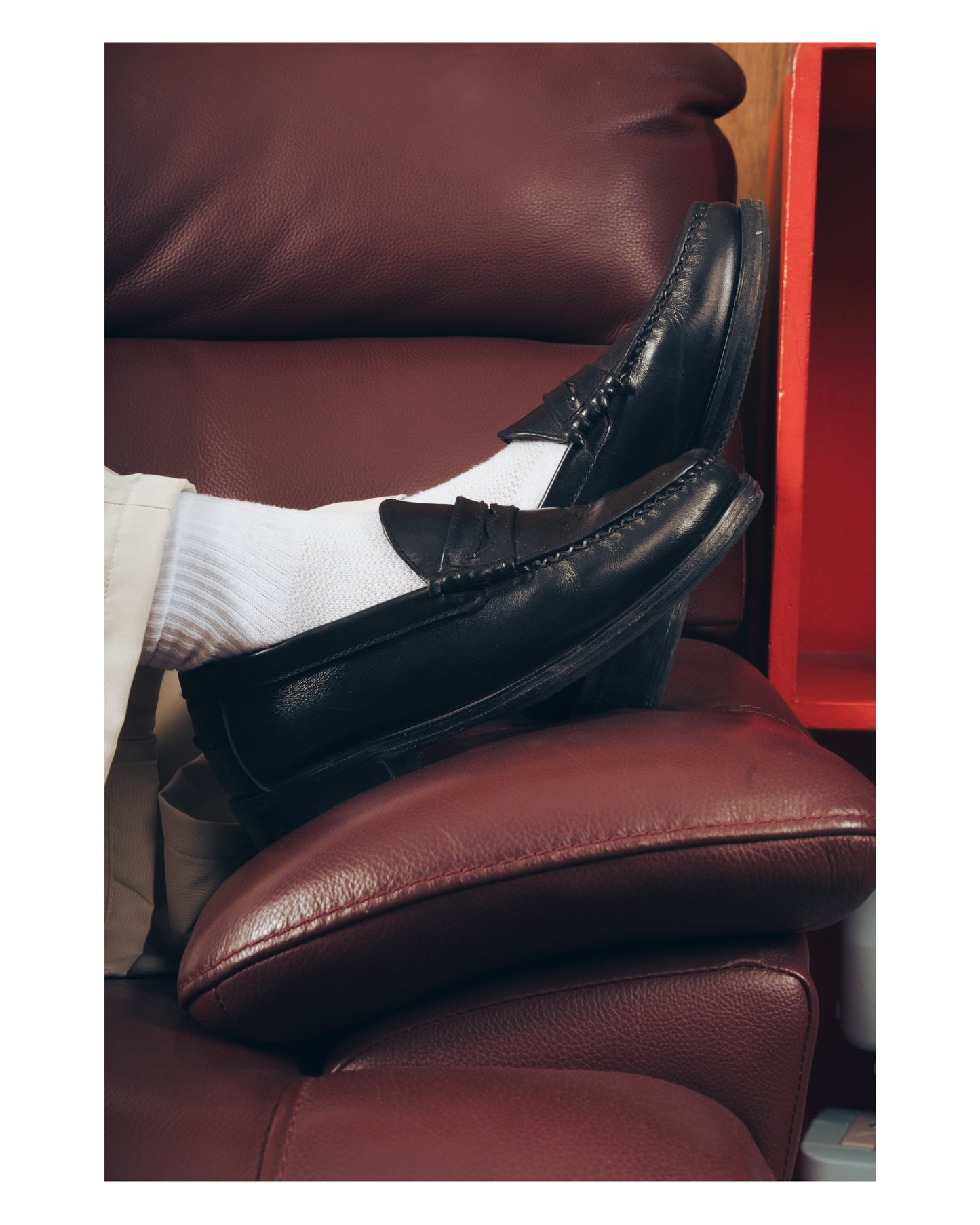 (READY TO SHIP) “J.M.” PENNY LOAFERS in NOIR BLACK