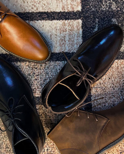 CHUKKA BOOTS