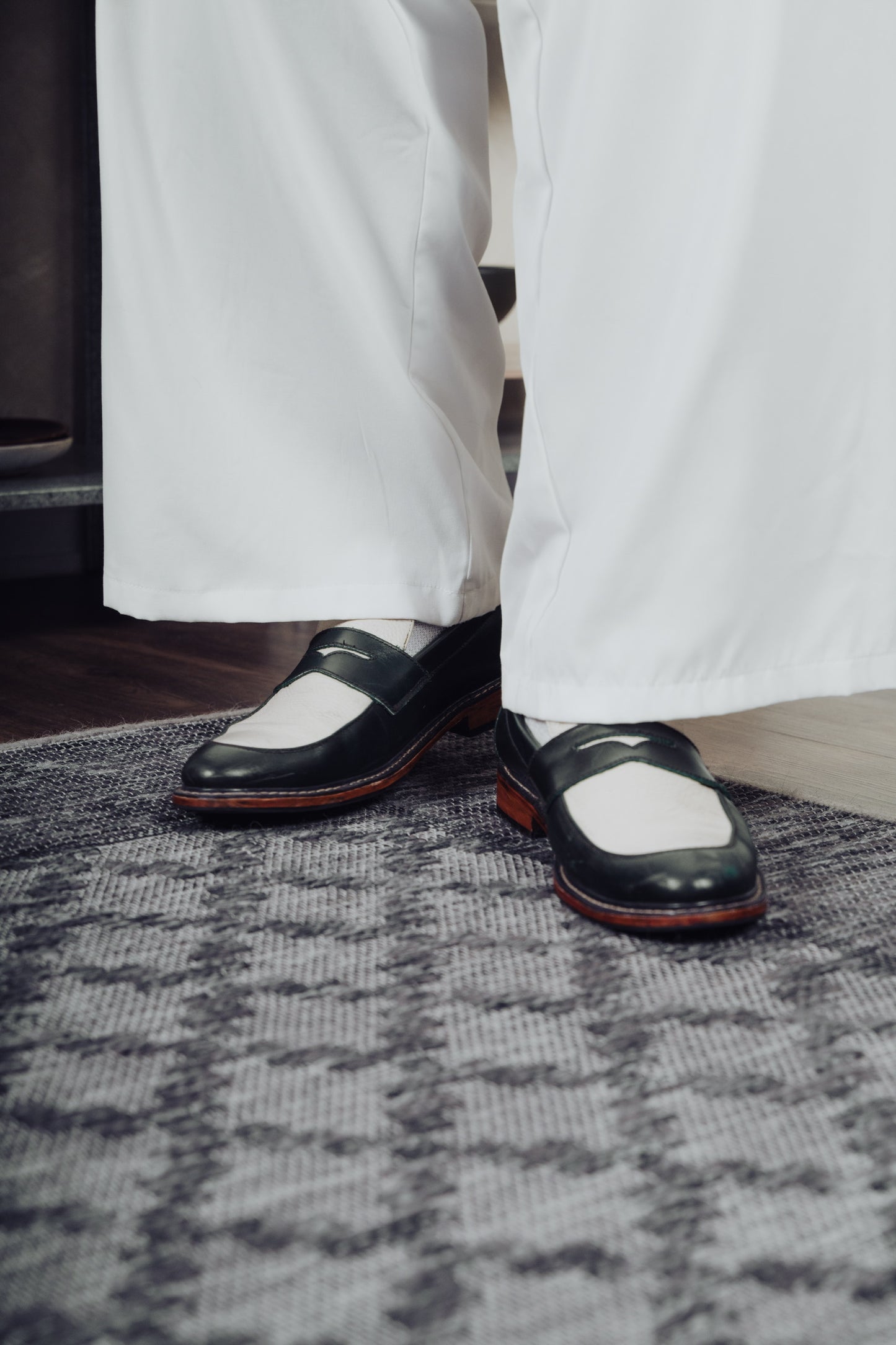 Nico Two Tone Loafers in Off-White/Green
